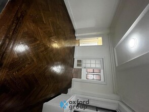 Building Photo - 200 W 58th St