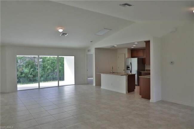 Building Photo - 14390 Hampton Lake Ct