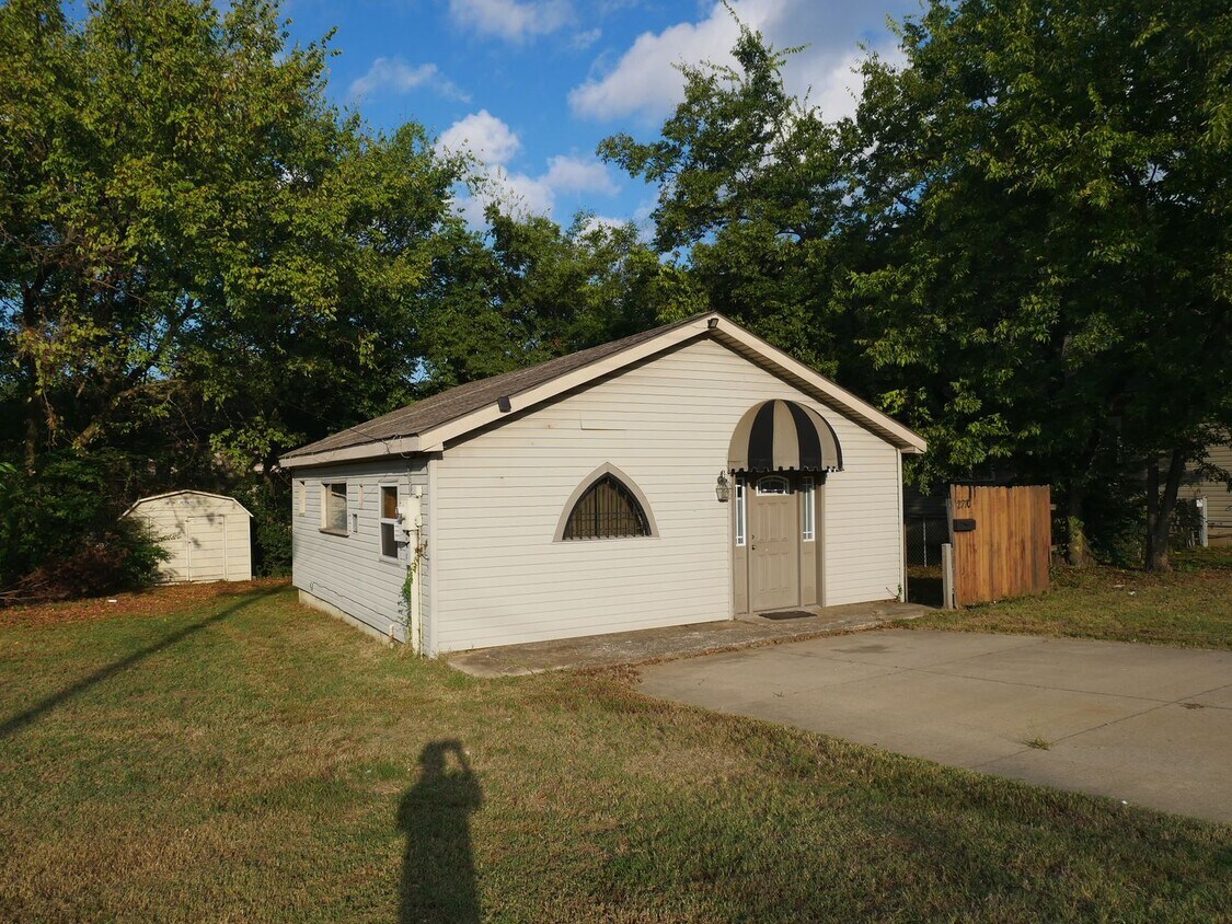 Primary Photo - Charming 1 Bed 1 Bath House in Fort Smith