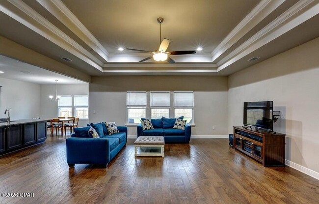 Building Photo - 107 N Shoreview Dr.