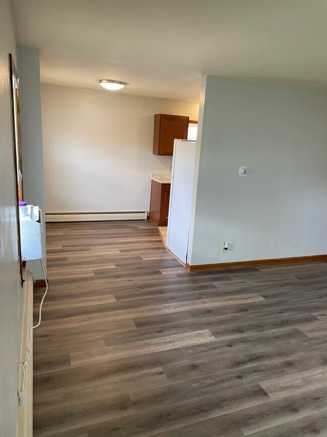 Dining Area - 914 Lennox St