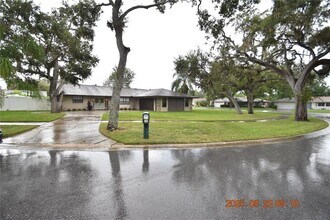 Building Photo - 1455 Ridgelane Cir S