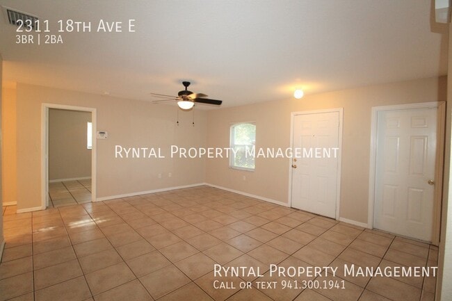 Foto del edificio - 2311 18th Ave E