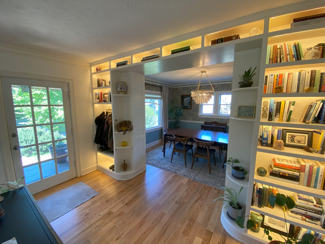 Foto principal - 6716 N Williams Ave