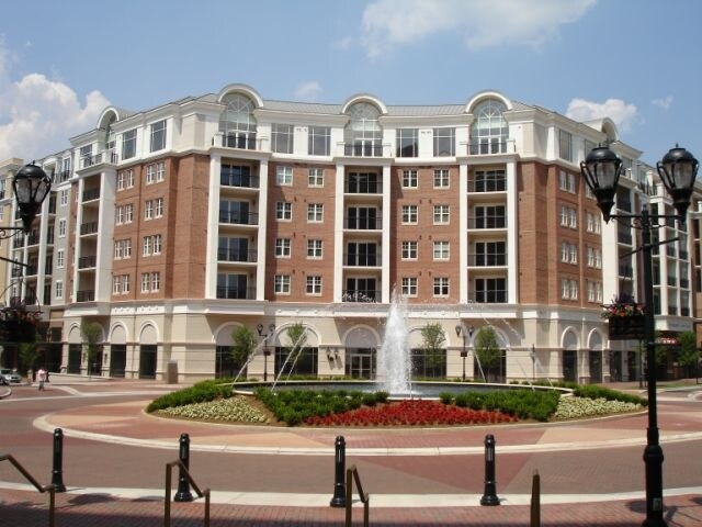 Piedmont Row East Bldg E Apartments Charlotte Nc Primary Photo Piedmont Row East Bldg E
