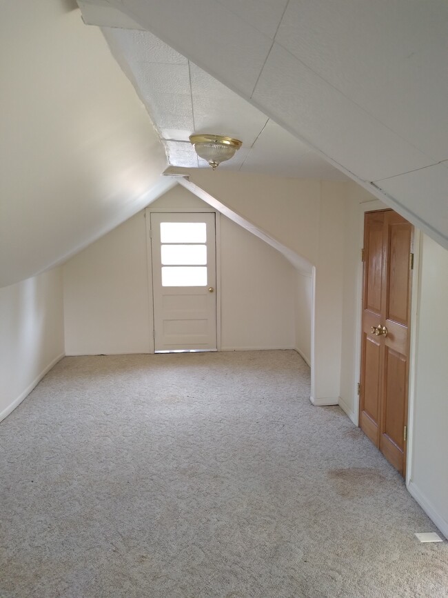 Building Photo - 436 Hite St