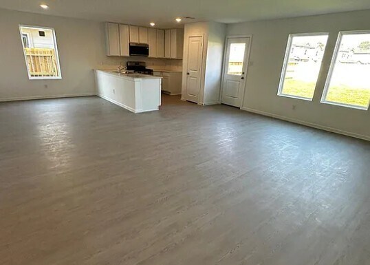 Building Photo - 12035 Noble Wood Vlg Dr