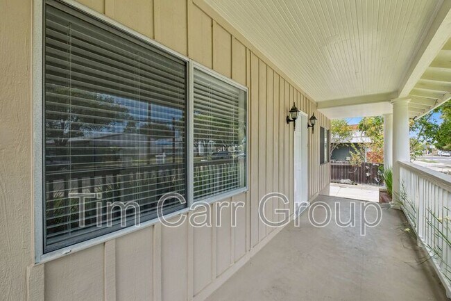 Building Photo - 1787 Tustin Ave