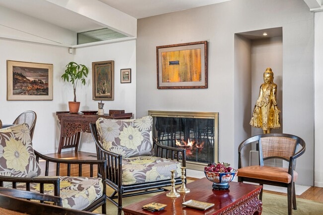 Building Photo - 664 Woodmont Ave