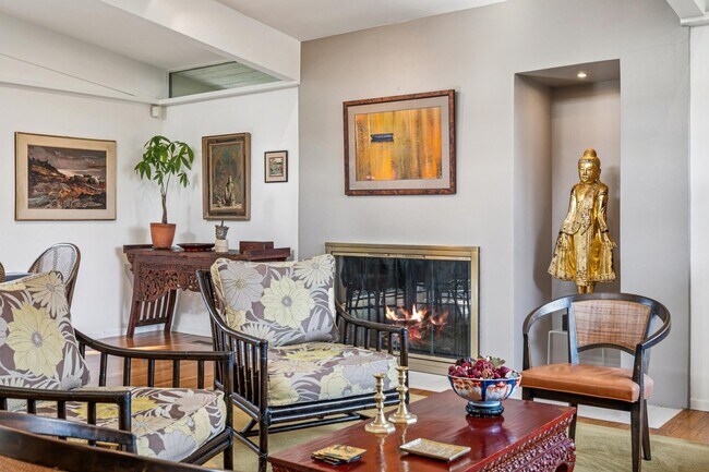 Foto del edificio - 664 Woodmont Ave