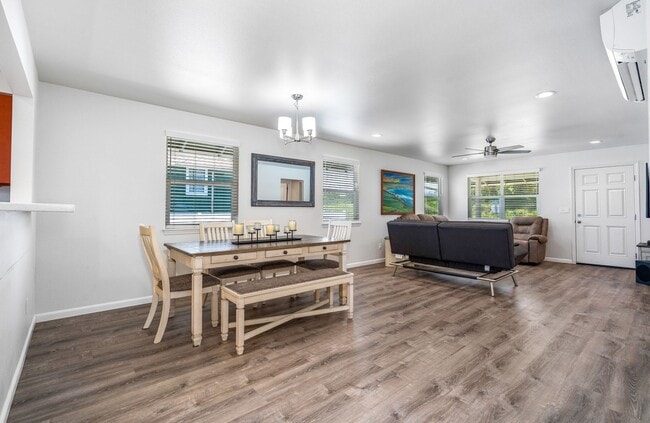 Building Photo - Furnished, 3 Bed/2 Bath, Haiku House with ...