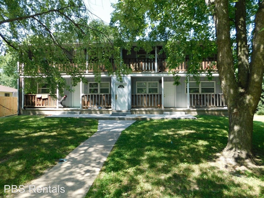 625 Forest Ave, Crete, NE 68333 Room for Rent in Crete, NE