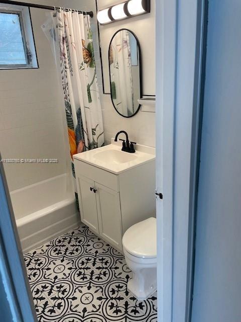 Foto principal - 7720 Harding Ave