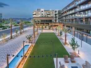 Building Photo - Modera Scottsdale