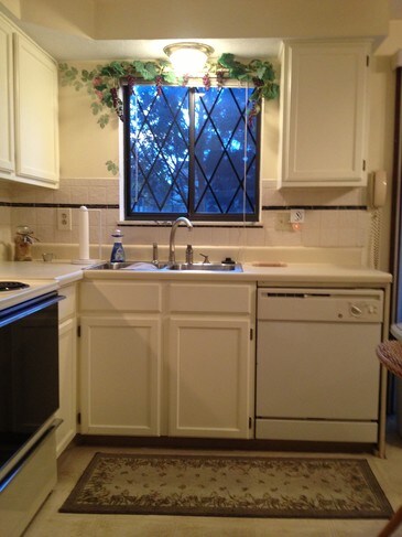 Kitchen View - 190 Nottingham Ct