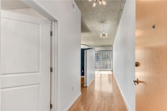 Building Photo - 860 Peachtree St NE