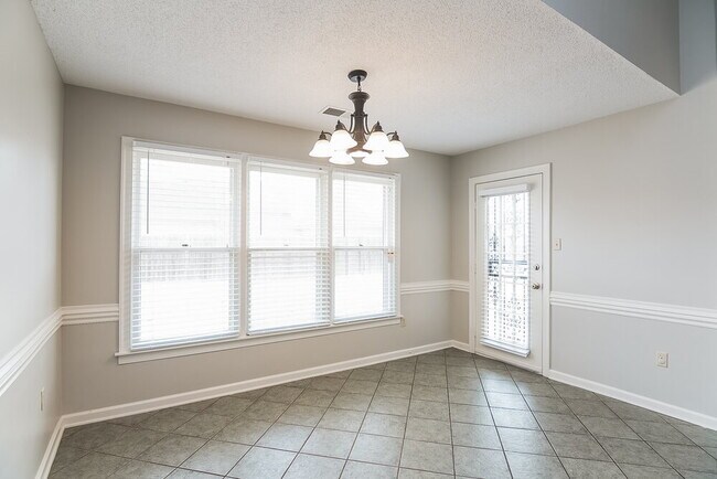 Foto del edificio - 8684 Leaf Manor Cove