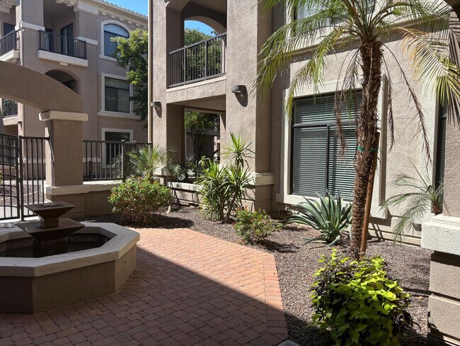 Foto del edificio - 11640 N Tatum Blvd