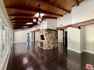 Building Photo - 3957 Woodfield Dr