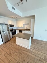 Building Photo - 2164 NE 167th St