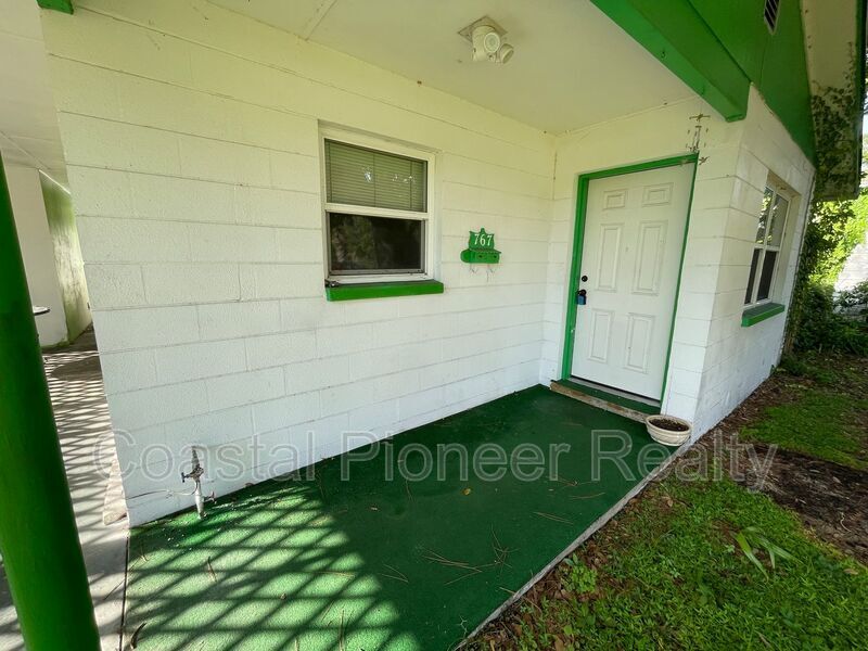 Foto del edificio - 767 19th Ave S