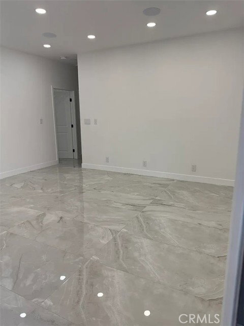 Foto del edificio - 522 Stanford Rd