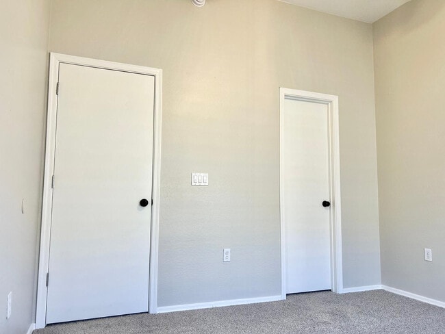 Foto del edificio - 2024 S Baldwin