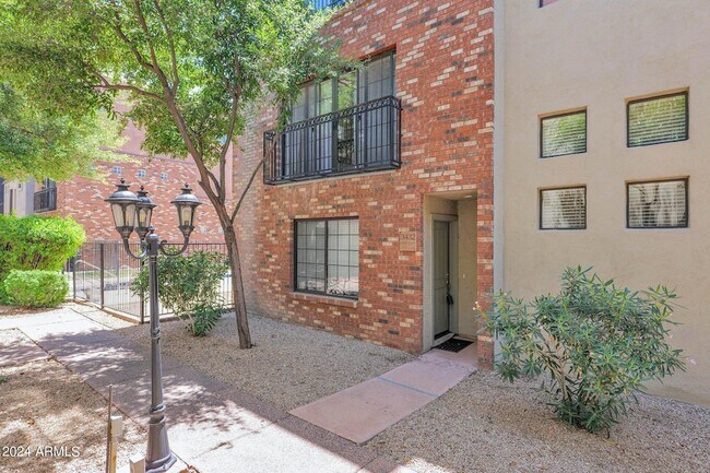 Foto del edificio - 3432 E Lance Ln