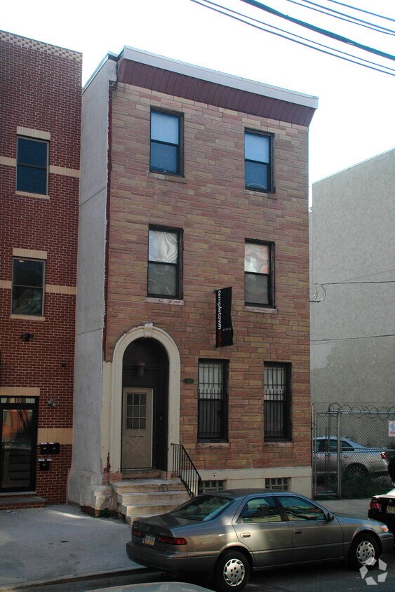 Foto del edificio - 1529 N 15th St