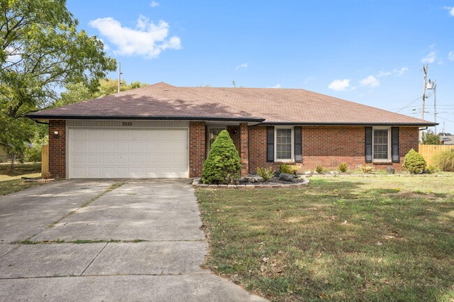 Building Photo - 3225 S Kimbrough Ct