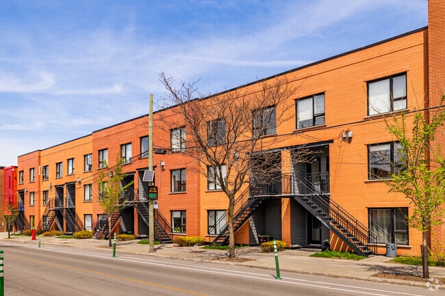 Photo du bâtiment - Le Rolland Apartments for rent Saint Henri