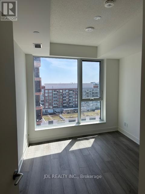Building Photo - 56 Andre de Grasse St