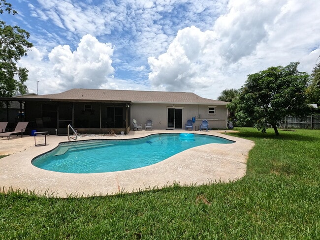 Building Photo - 1539 Huff Ct