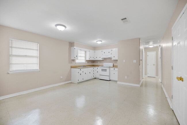 Foto del edificio - 811 S Olive St