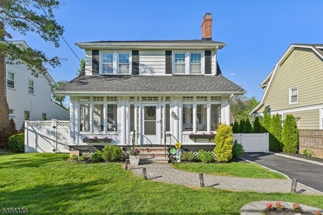 Foto del edificio - 1021 Grandview Ave