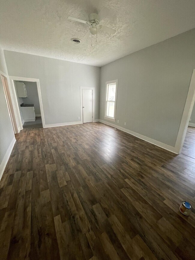 Foto del edificio - 315 Woodland St