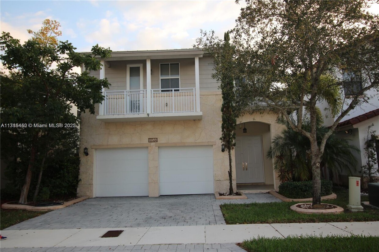 Foto principal - 10564 NW 70th Ln