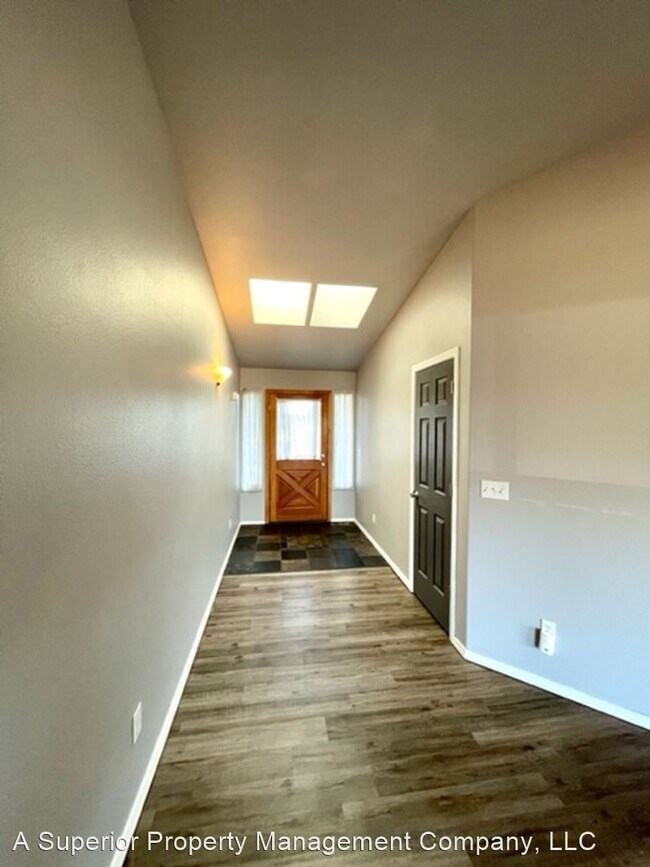 Foto del edificio - 3 br, 2 bath House - 2925 NE Pinnacle Pl.