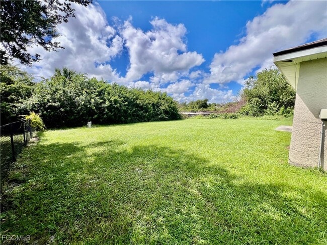 Building Photo - 3009 56th St W