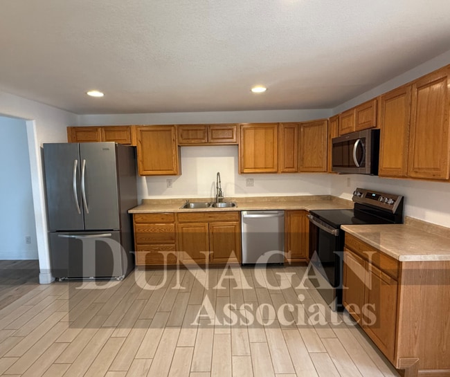 Foto del edificio - Charming 3 bed, 2 bath home - Newly remode...