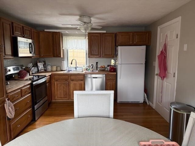 Foto del edificio - 24 Washington Green