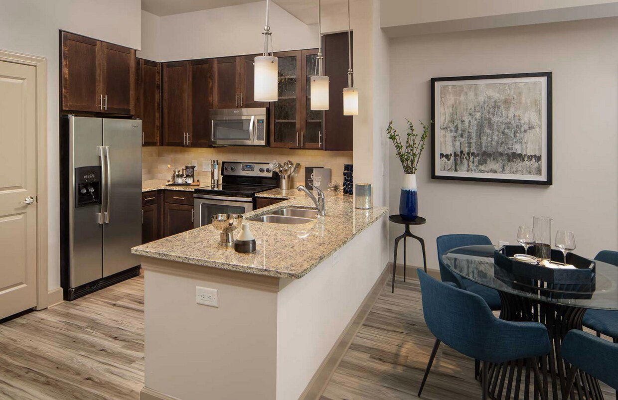 Foto principal - 2981 N Fulton Dr NE