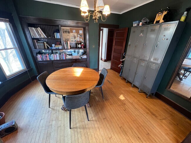 Foto del edificio - 2417 N Cramer St