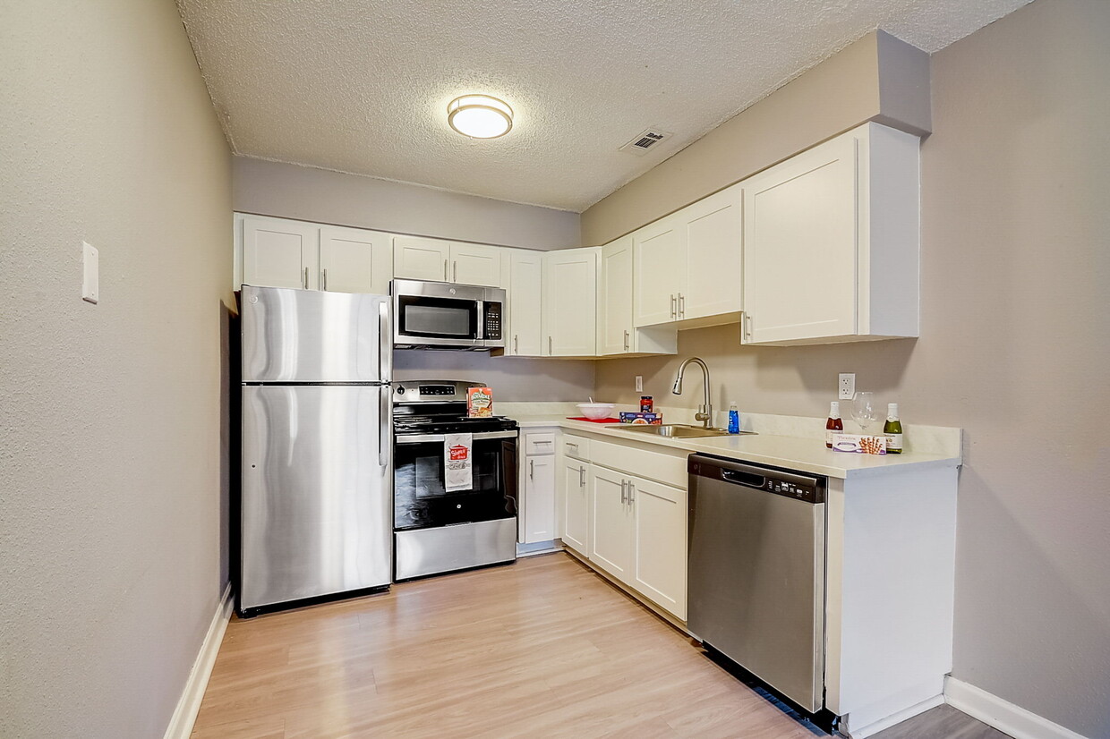 Foto principal - Fernwood Grove Apartments