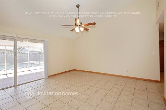 Foto del edificio - 11100 NW 27th St