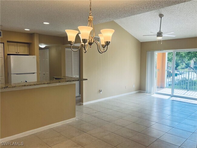 Foto del edificio - 1275 Wildwood Lakes Blvd