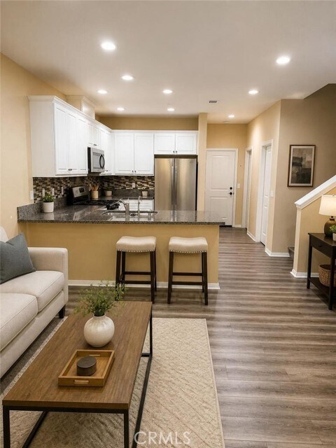 Foto del edificio - 2818 E Berry Loop Privado