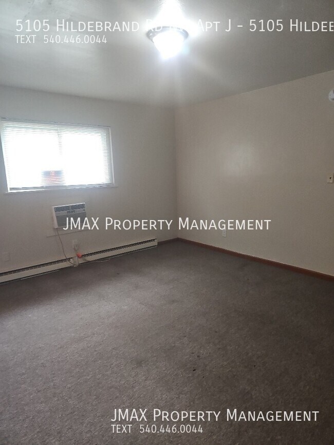 Foto del edificio - This property has a no security deposit op...