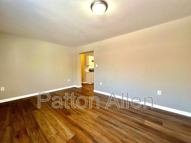 Foto del edificio - 1754 Meadowbrook Terrace