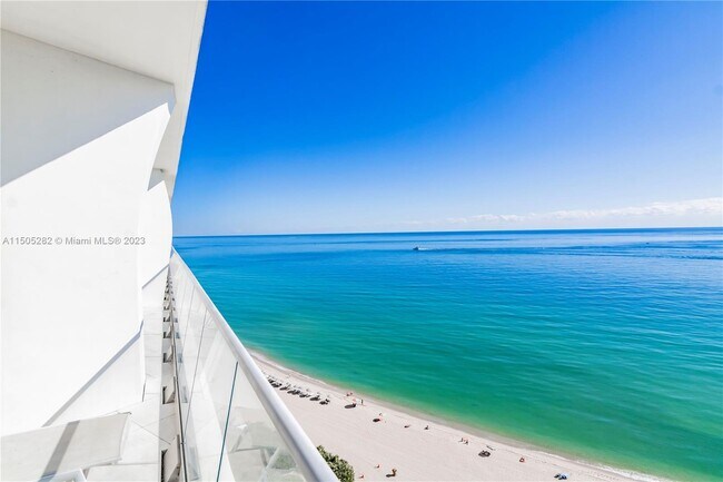 Foto del edificio - 16901 Collins Ave